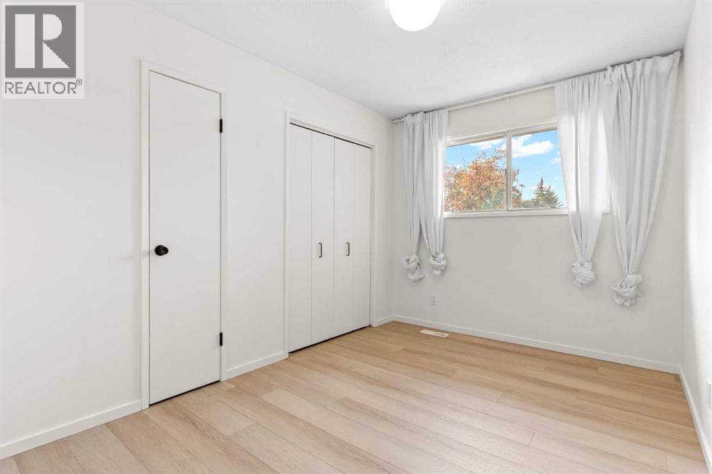5467 Dalrymple Crescent NW - Image 23