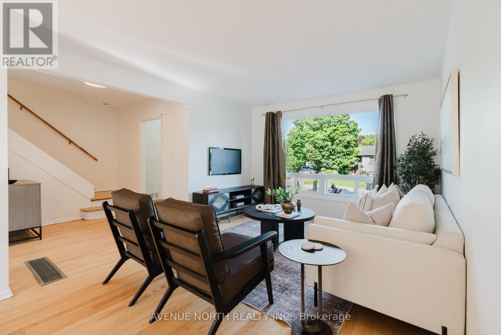 4 Bed, 2 Bath Multi-Family for Sale in Ottawa – 2732-2730 COLMAN STREET, Ottawa – MLS# X13642548 - Image 7