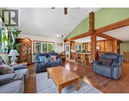 Foyer - 6750 Heffley Road, Kamloops, BC V2H0B4 Photo 7