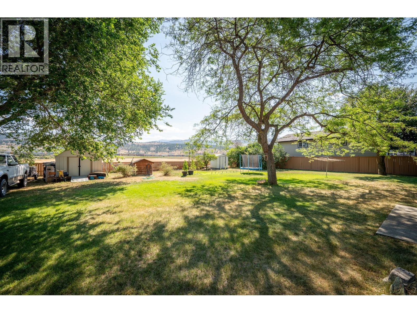 6750 Heffley Road - 39