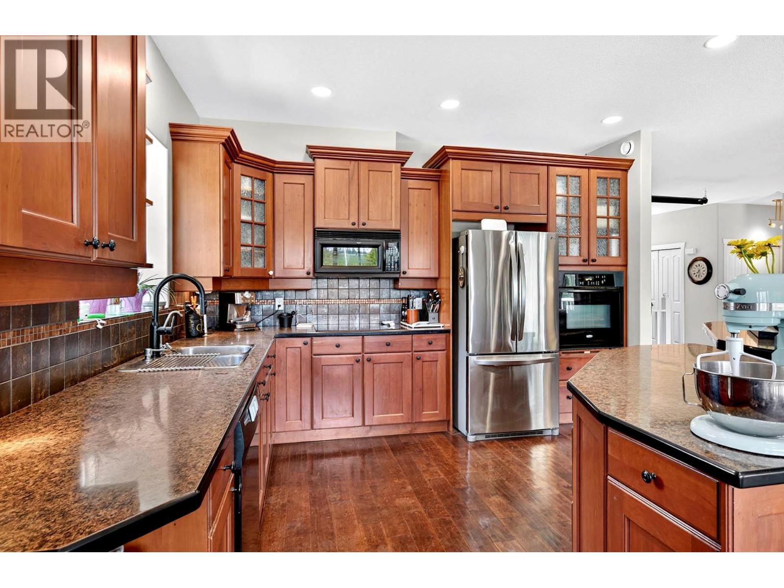3833 Marmot Road - 5