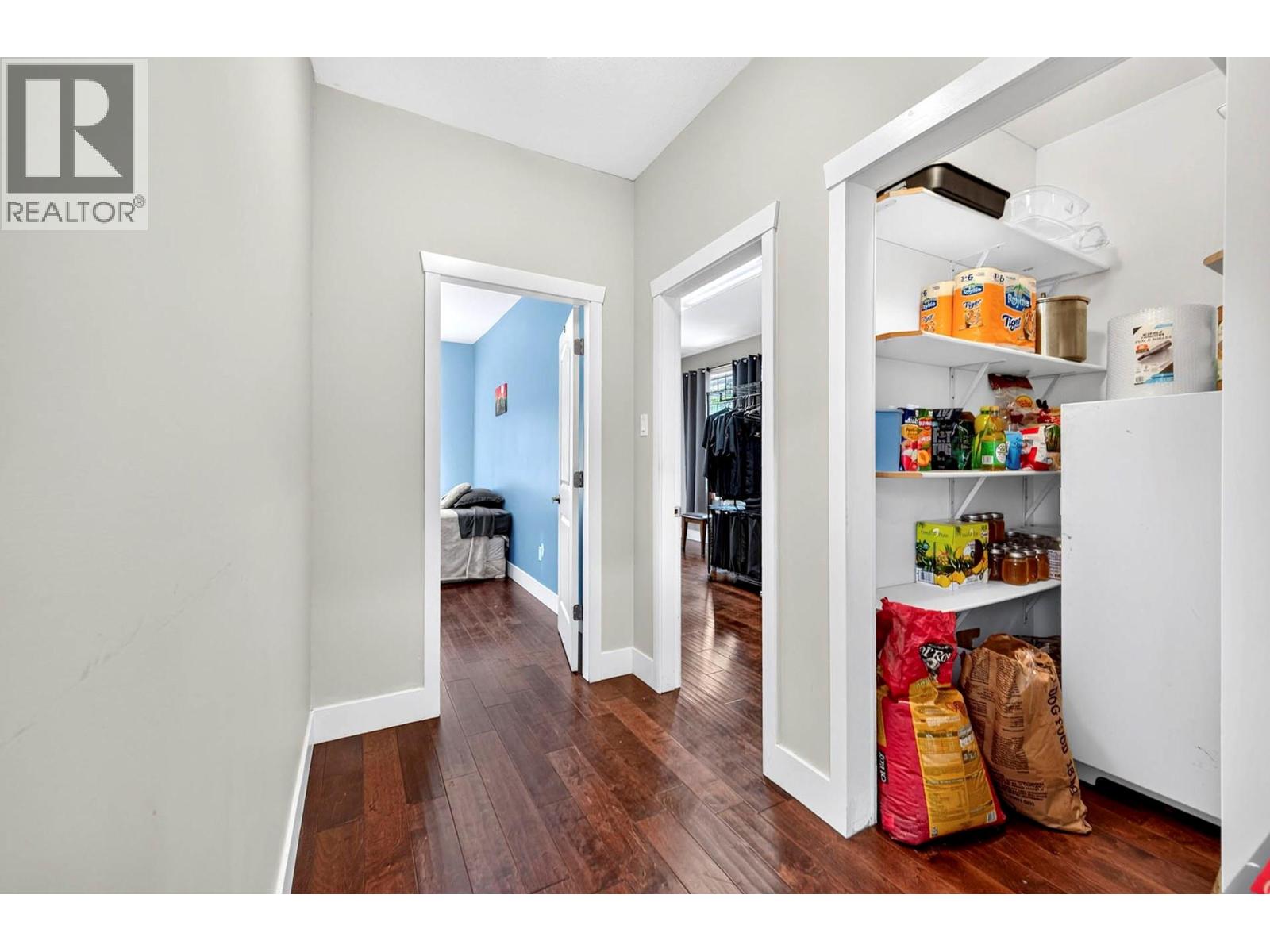 3833 Marmot Road - 52