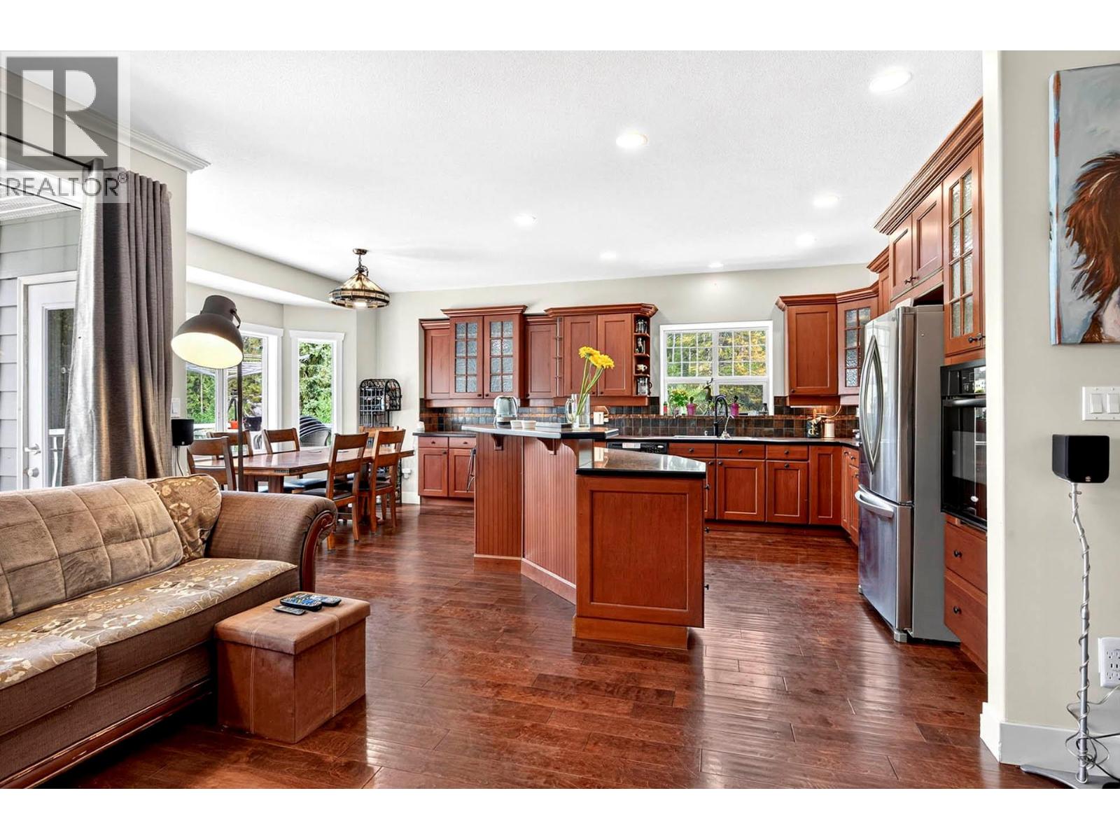3833 Marmot Road - 53