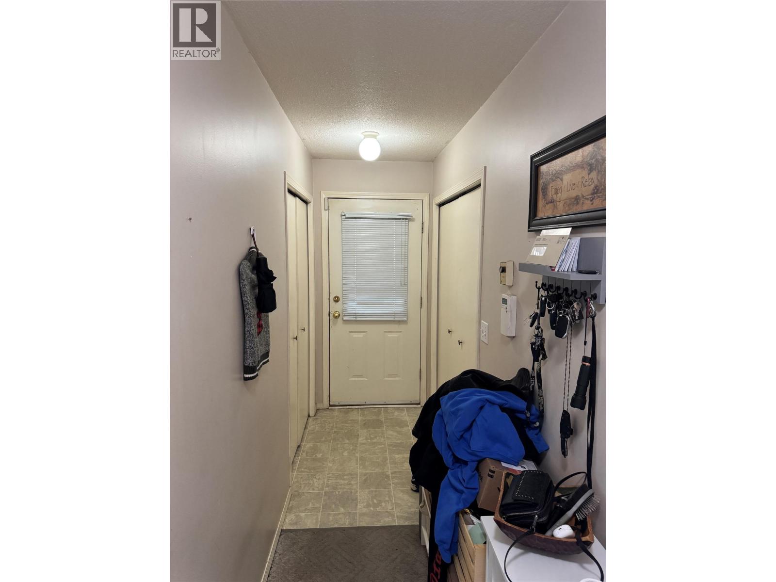 1033/1035 Laurier Avenue - 18