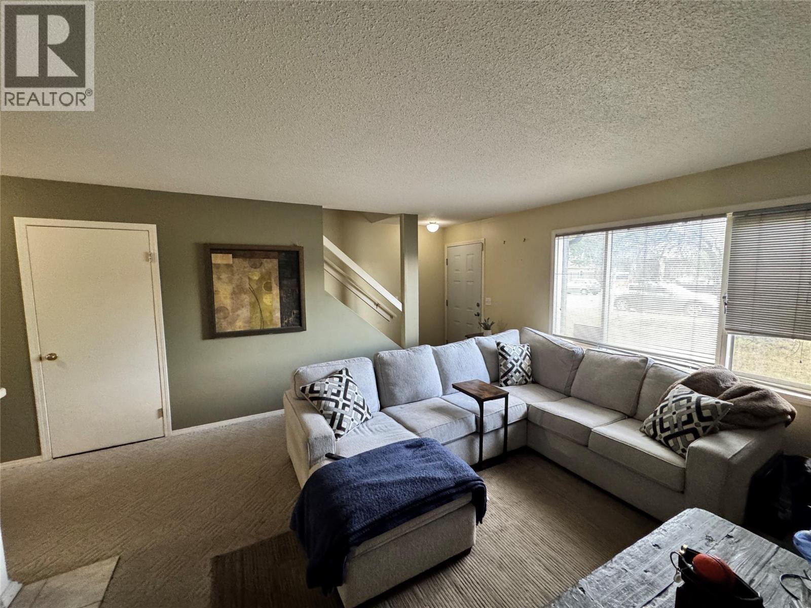  1033/1035 Laurier Avenue, Kelowna