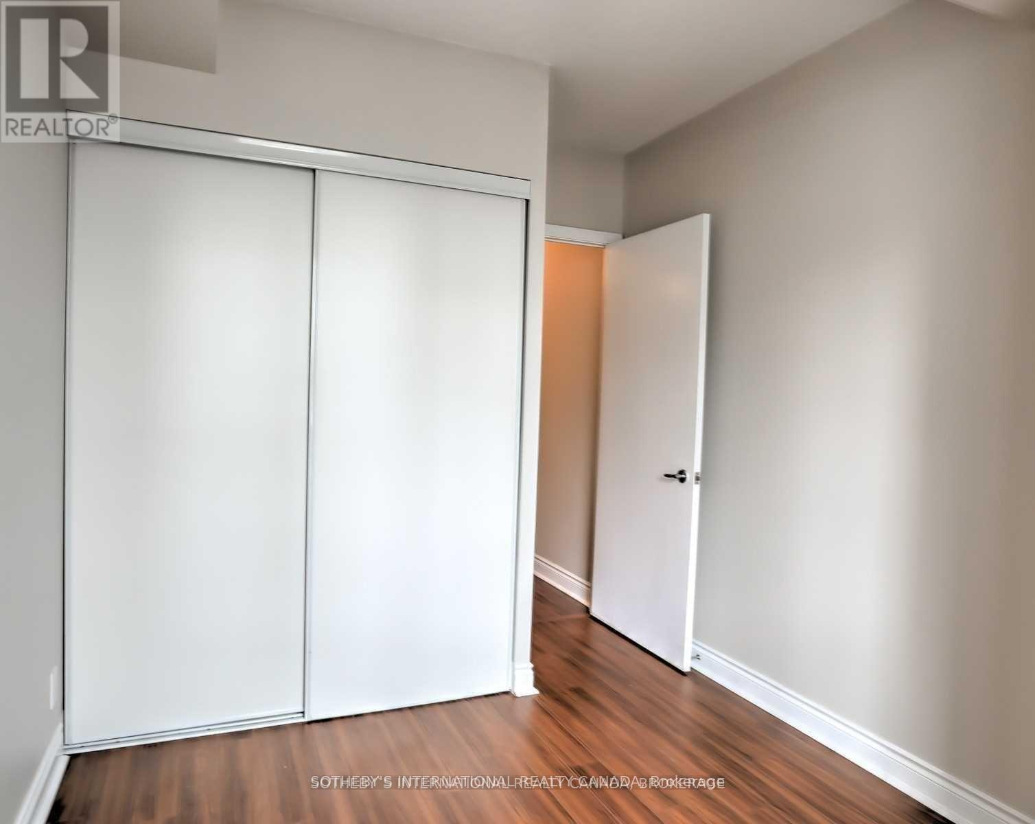 #610W 500 QUEENS QUAY W - 17