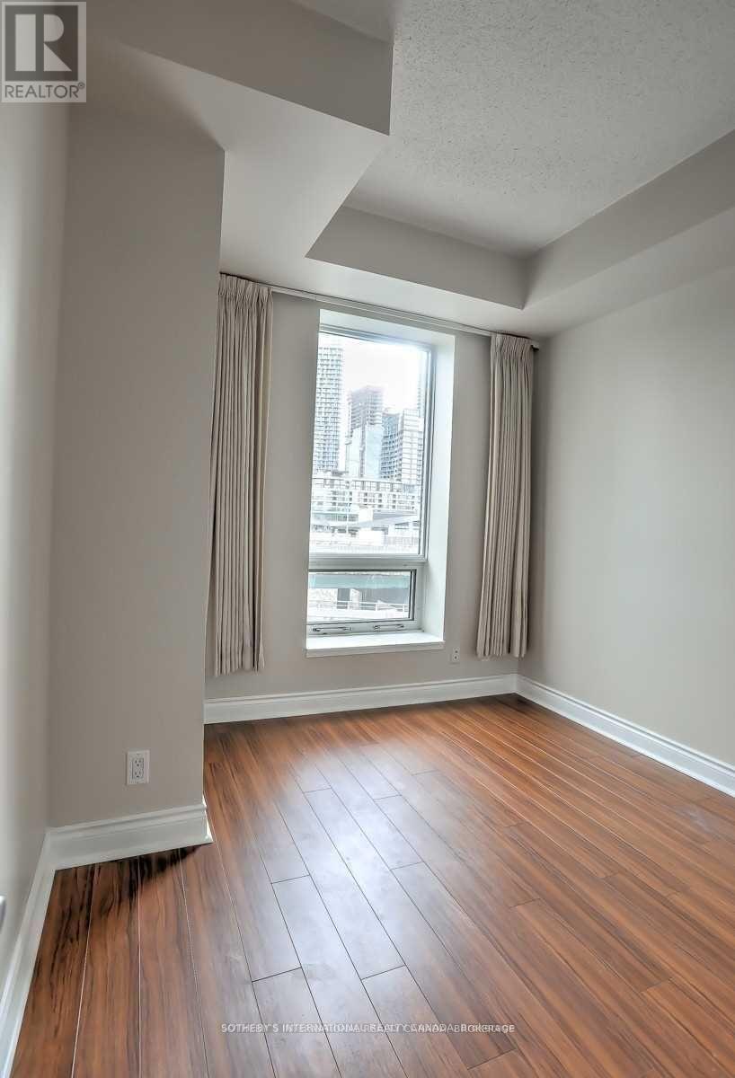 #610W 500 QUEENS QUAY W - 19
