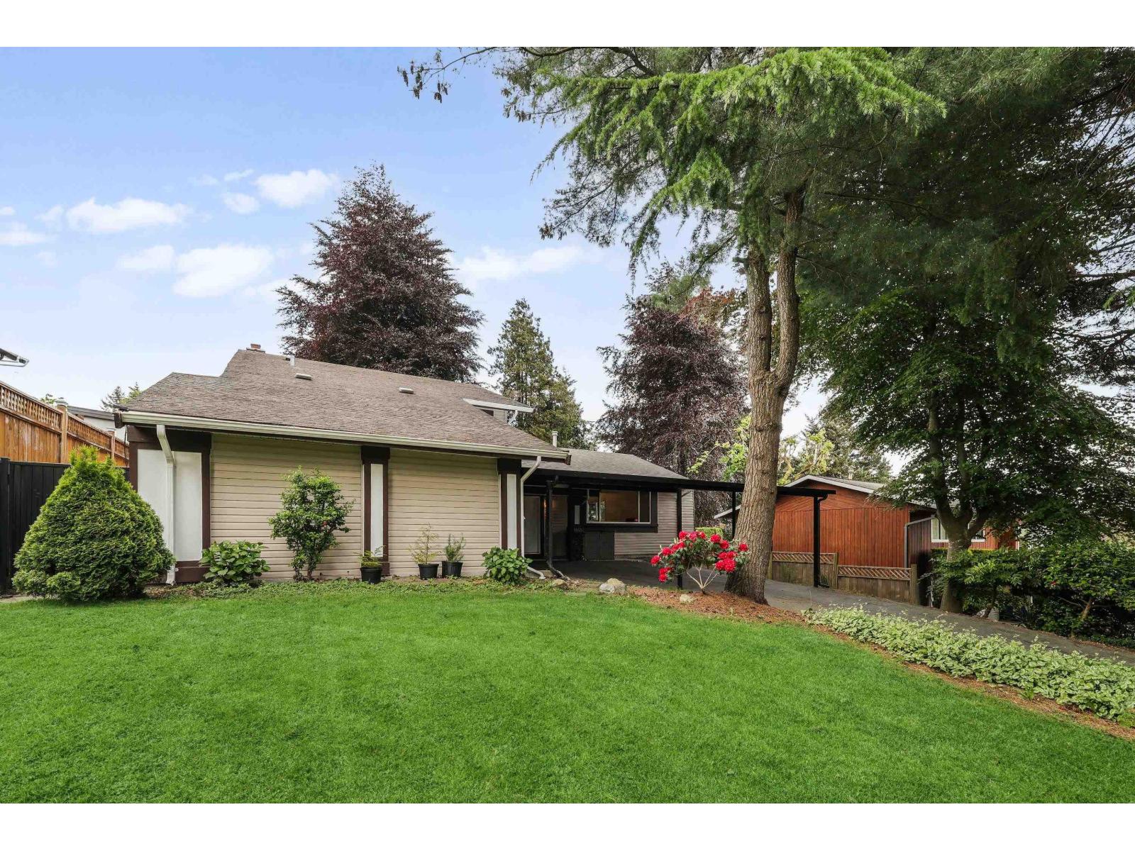 4 Bed, 4 Bath House for Sale in Delta – 10421 SANTA MONICA DRIVE, Delta – MLS# R3153145 - Image 2