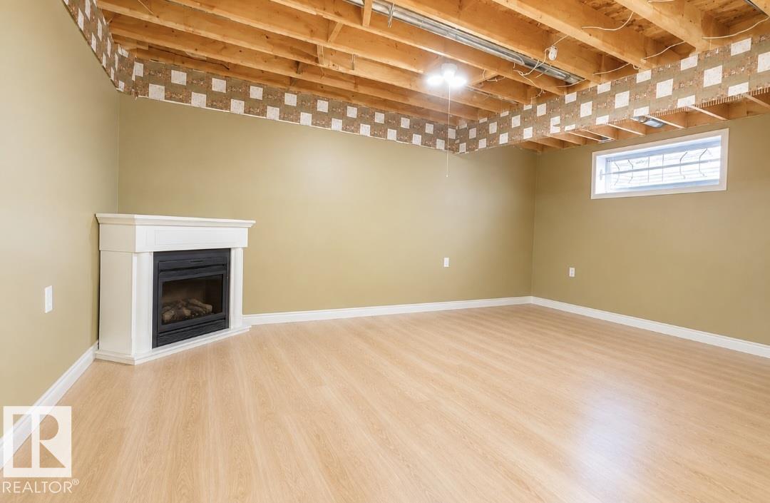 3236 27 AV NW - 25
