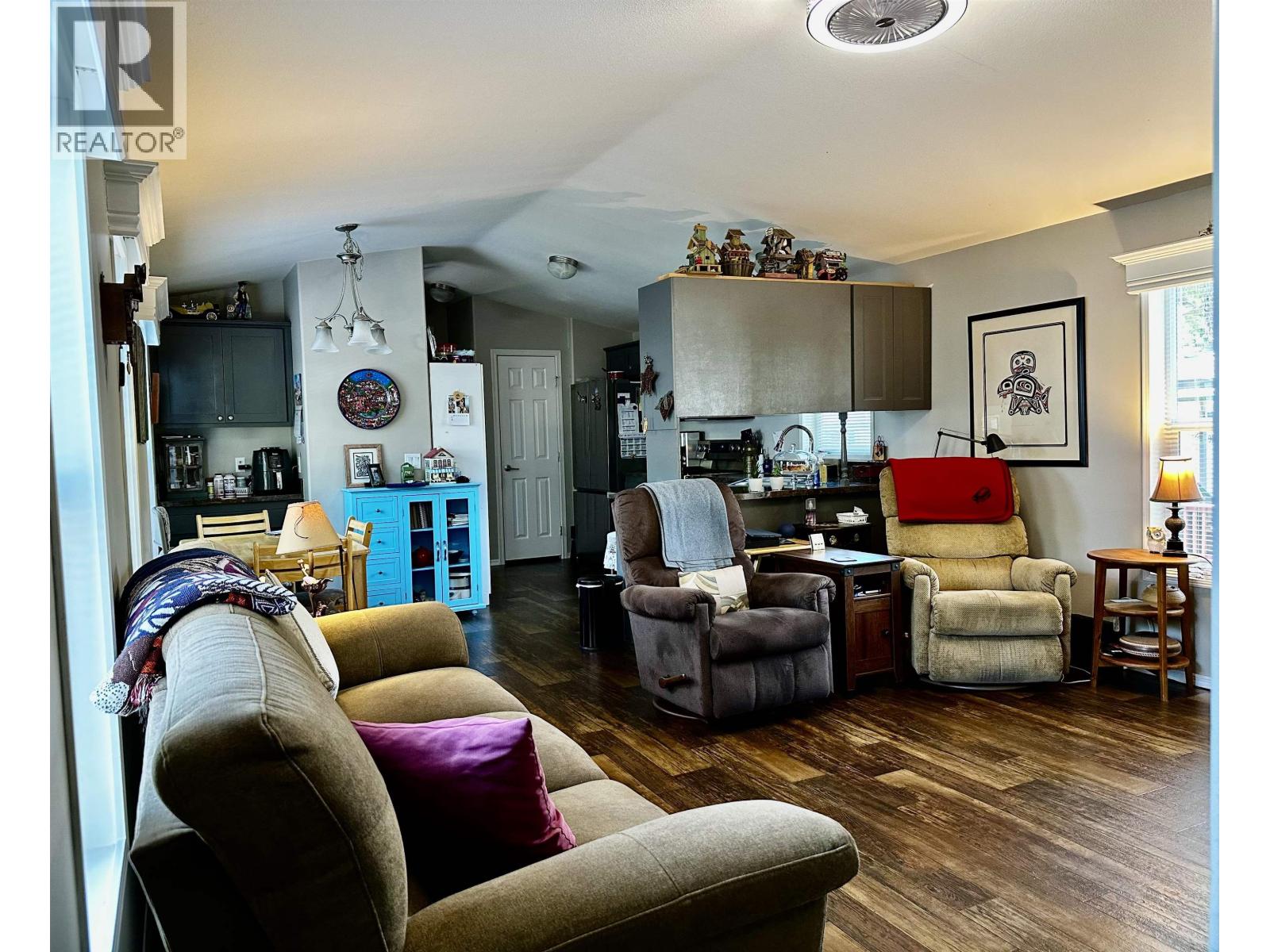 #90-3616 LARCH Avenue, Terrace