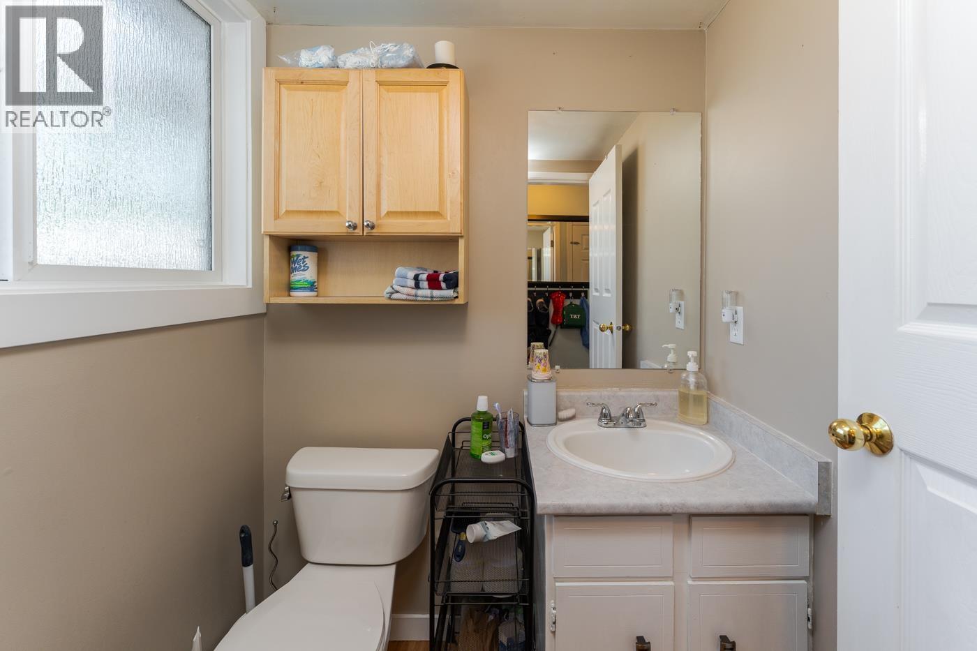 Photo 11 of 30 — 180 MCARTHUR PLACE · Prince George, BC