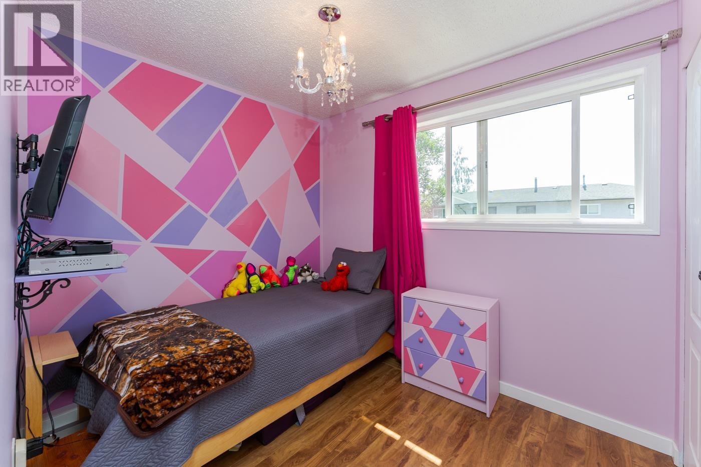Photo 16 of 30 — 180 MCARTHUR PLACE · Prince George, BC