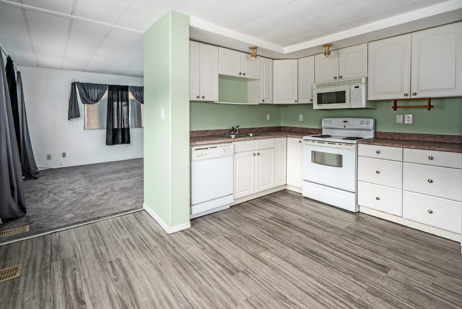 2 Bed, 2 Bath House for Sale in Langley – 21 3031 200 STREET, Langley – MLS# R3153095 - Image 15