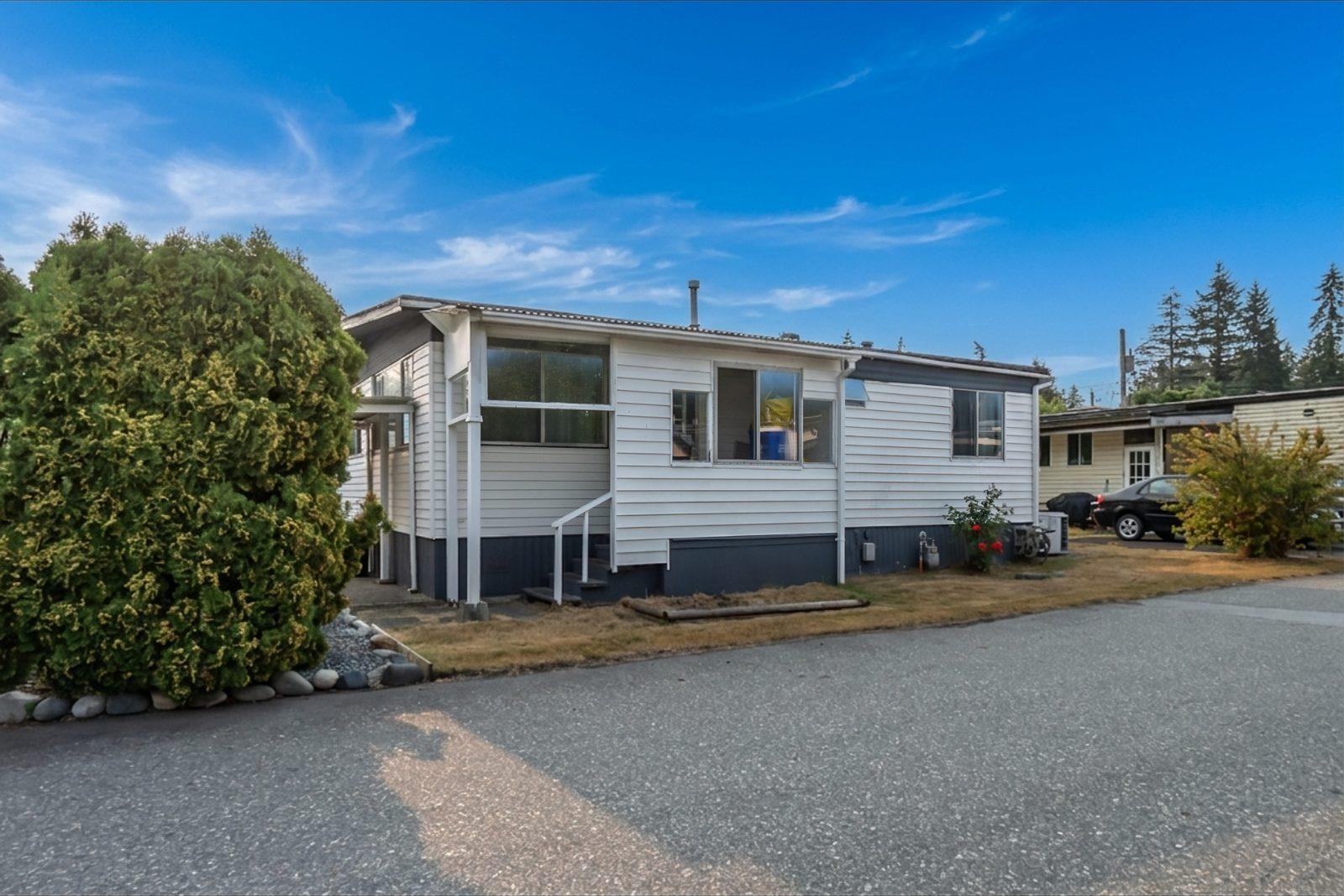 2 Bed, 2 Bath House for Sale in Langley – 21 3031 200 STREET, Langley – MLS# R3153095 - Image 32