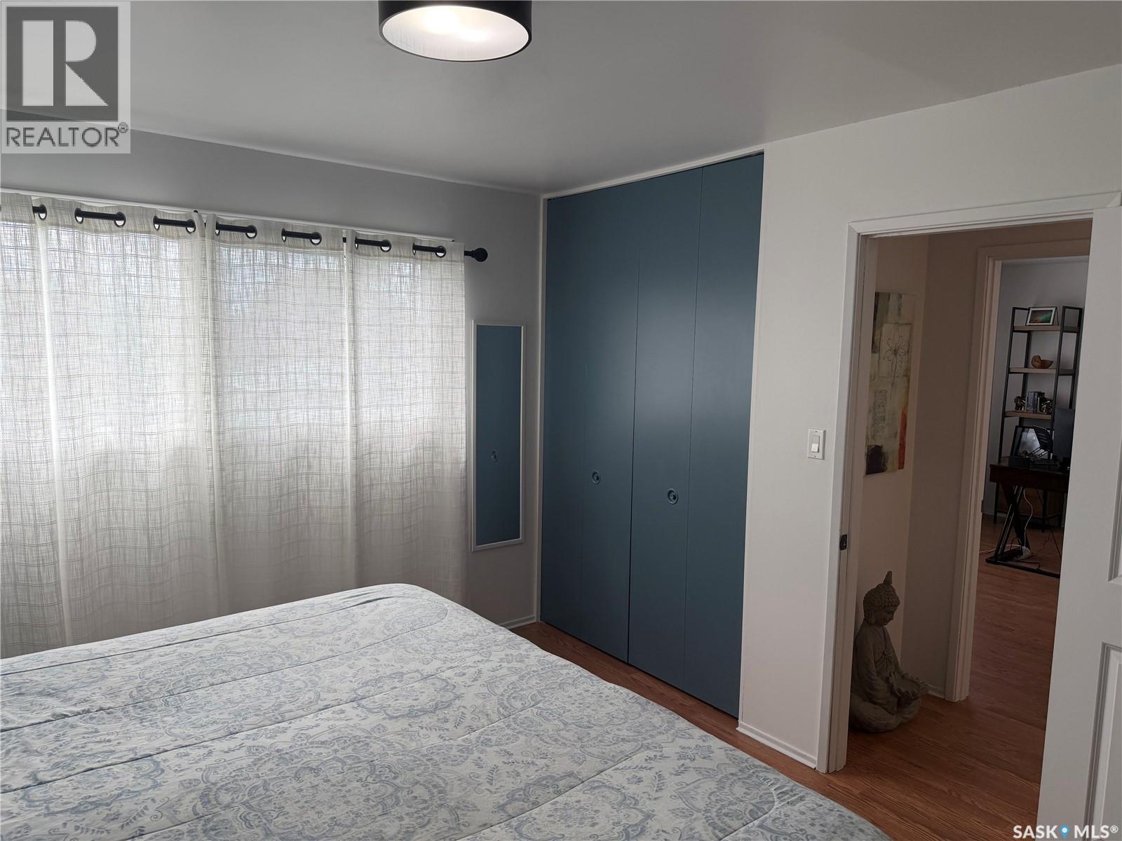 407 5th STREET E - Image 20