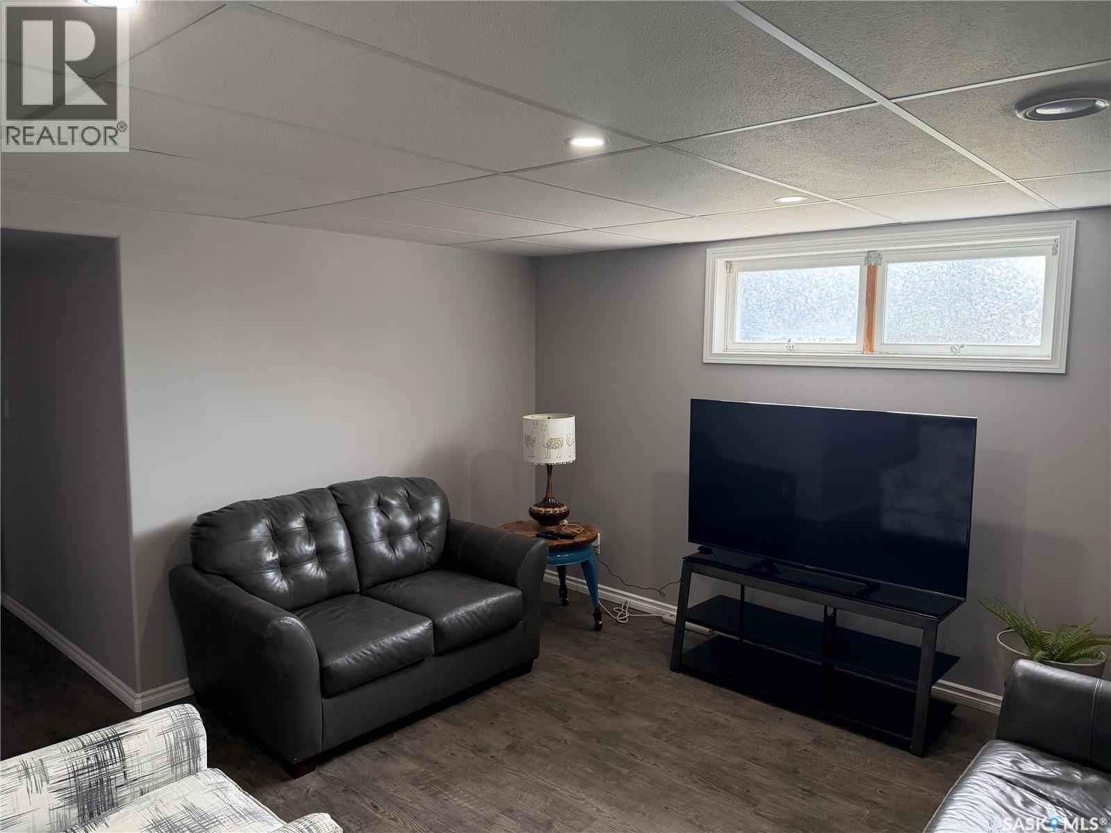 407 5th STREET E - Image 27