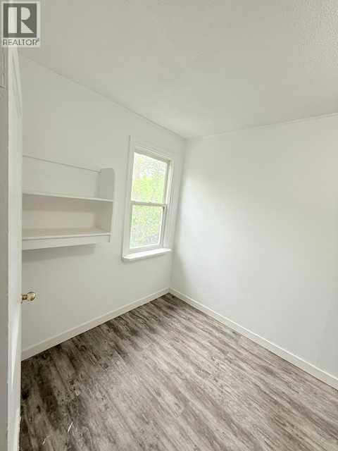10124 104 Avenue - 11