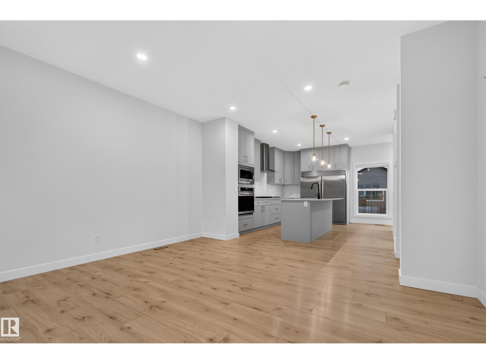 1534 PLUM CIRCLE CI SW - 11