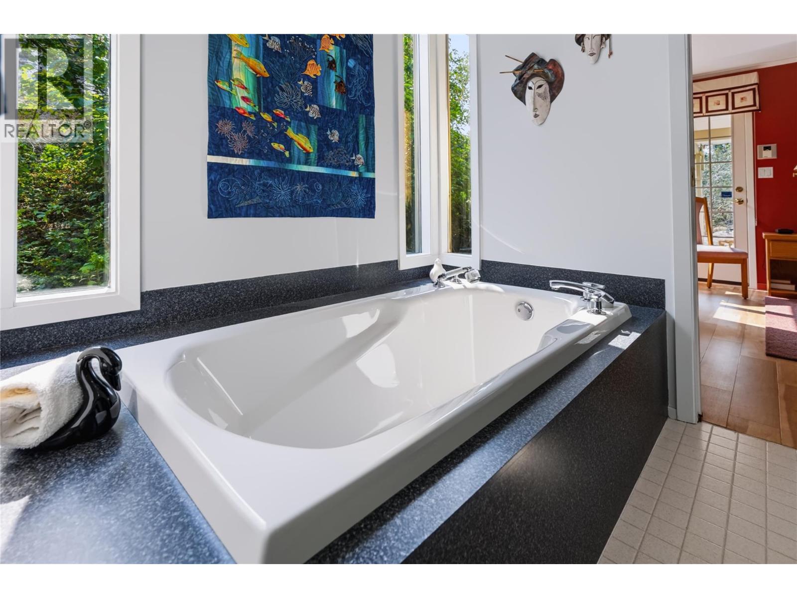 3954 Valleyview Road - 18