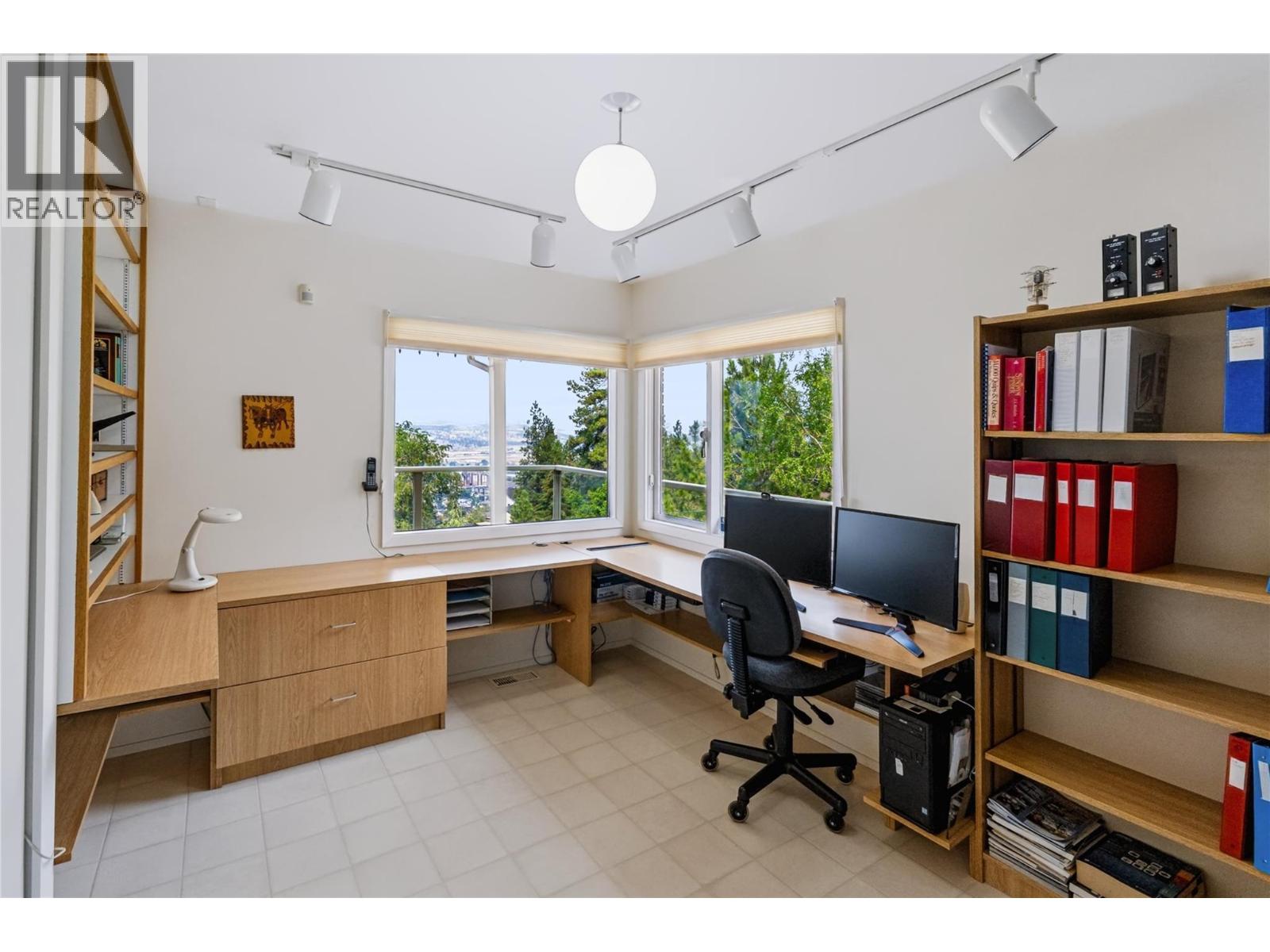  3954 Valleyview Road, Penticton