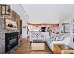 Kitchen - 3954 Valleyview Road, Penticton, BC V2A8V8 Photo 9