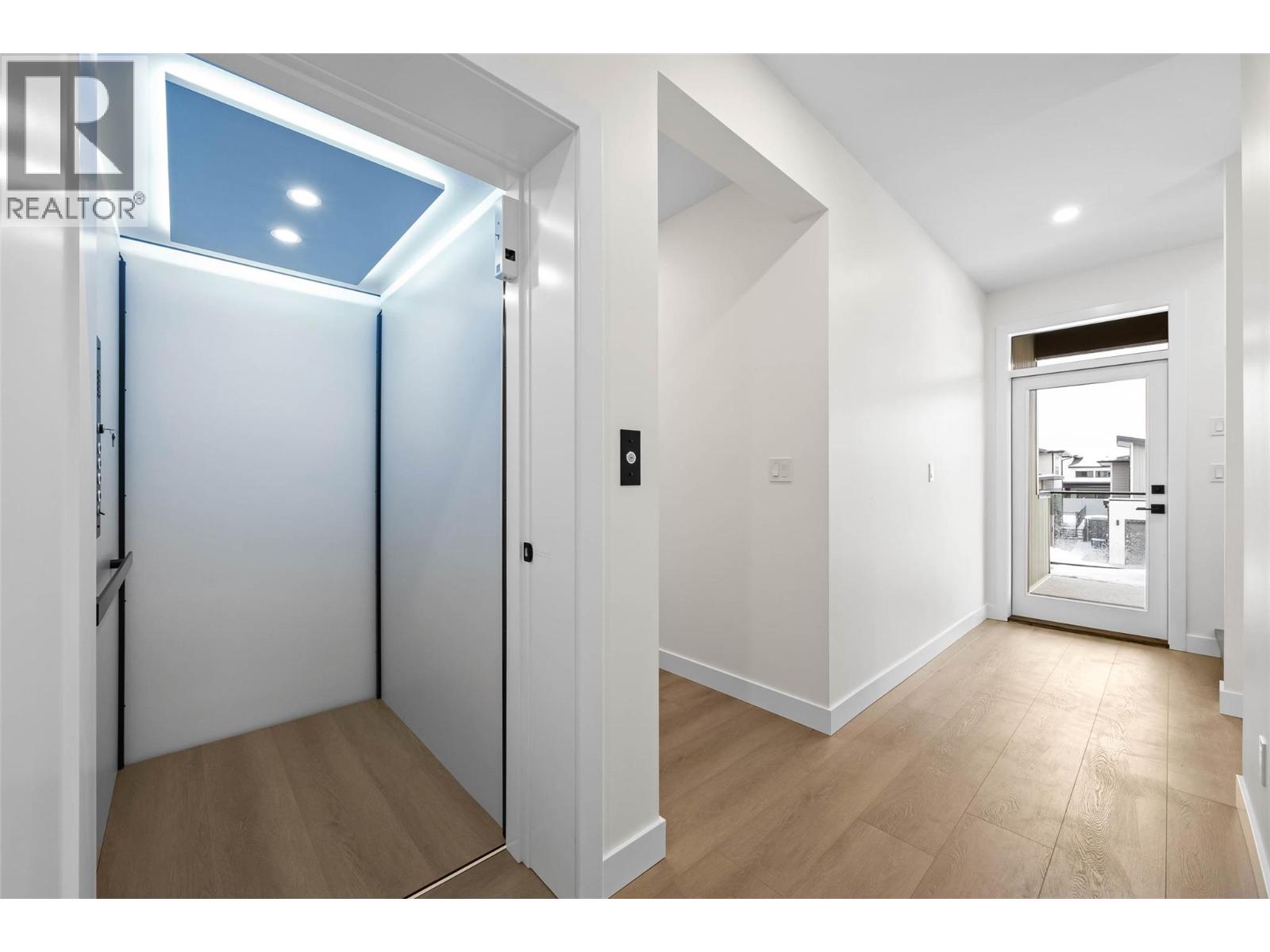 1294 BRECHIN Place - 37