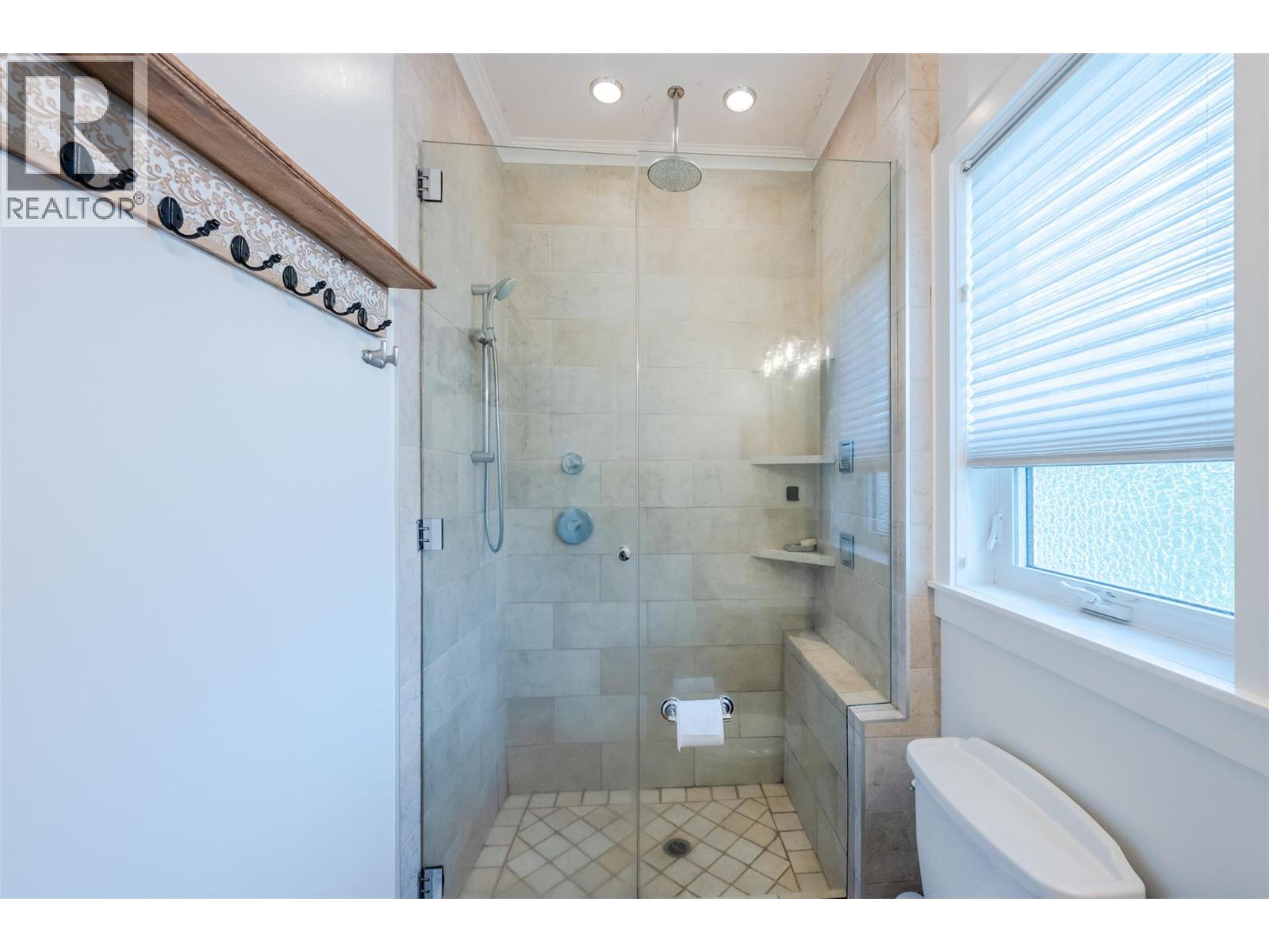 1507 Wharf Street, Summerland