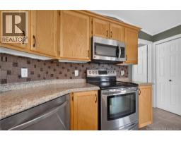 2 Bur Oak Street, Moncton, NB E1H3S1 Photo 8