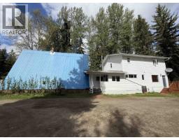 Kitchen of 6580 SALMON VALLEY ROAD · Prince George, BC
