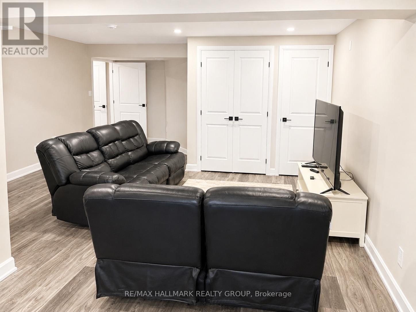 1 Bed, 1 Bath House for Rent in Ottawa – 1926 CELESTE WAY, Ottawa – MLS# X13642558 - Image 8