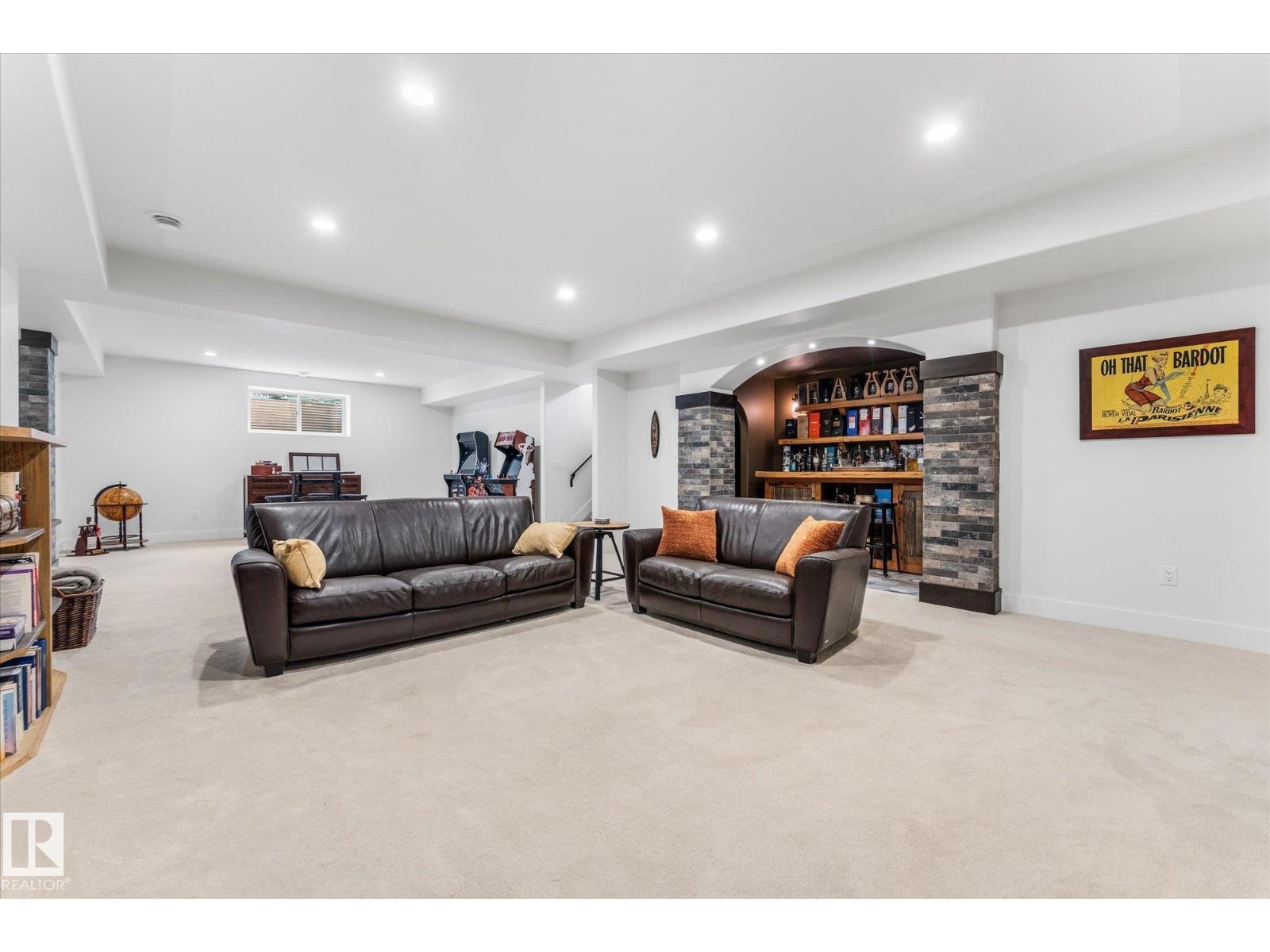 #52 Riverstone Close - Image 38