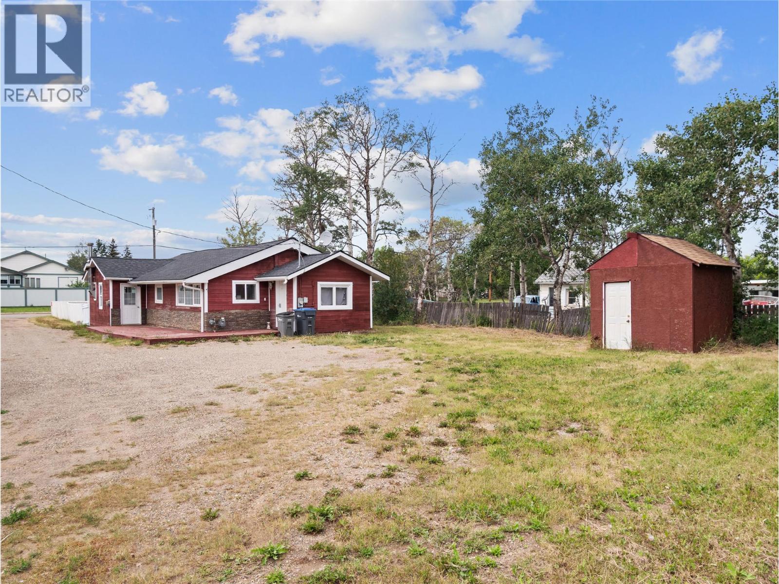 10744 17 Street - Image 35