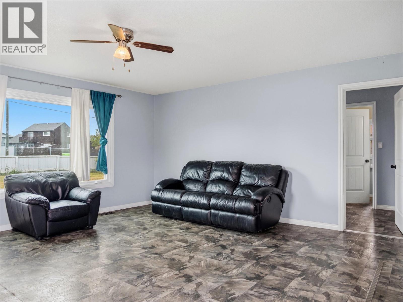 10744 17 Street - Image 25