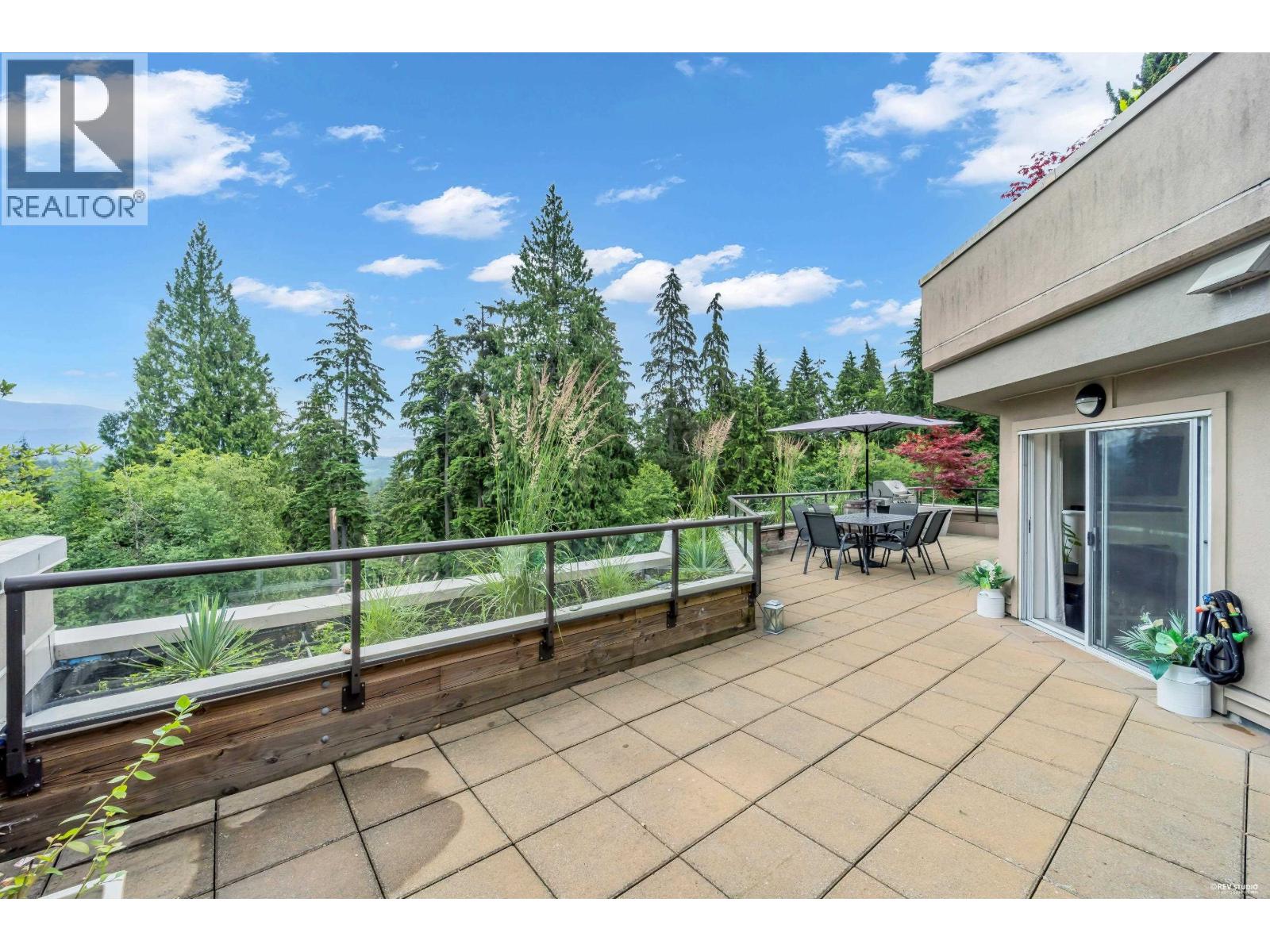 Photo of 604 1500 OSTLER COURT 38
