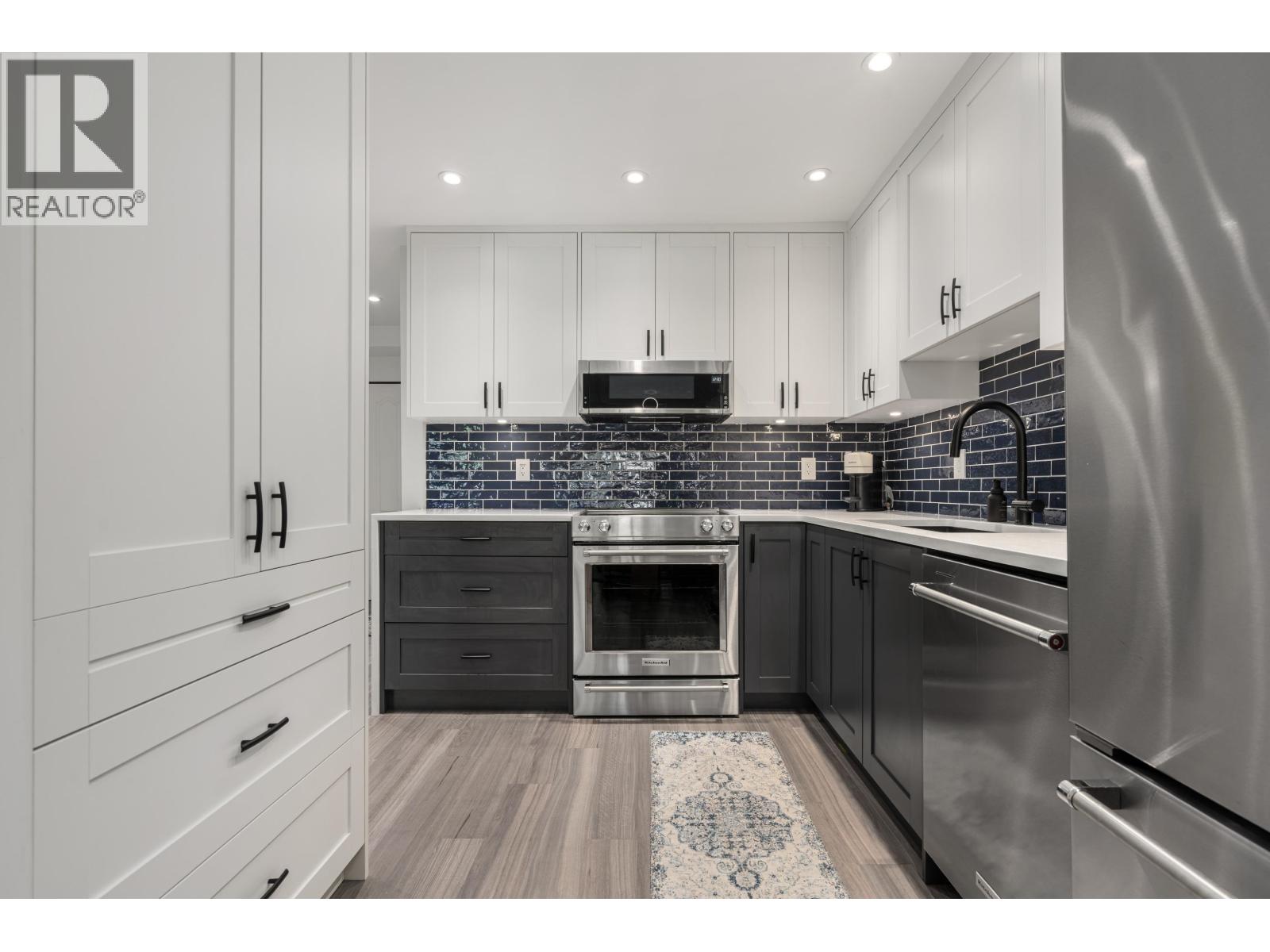1 Bed, 1 Bath Apartment for Sale in Vancouver – 203 825 W 15TH AVENUE, Vancouver – MLS# R3153120