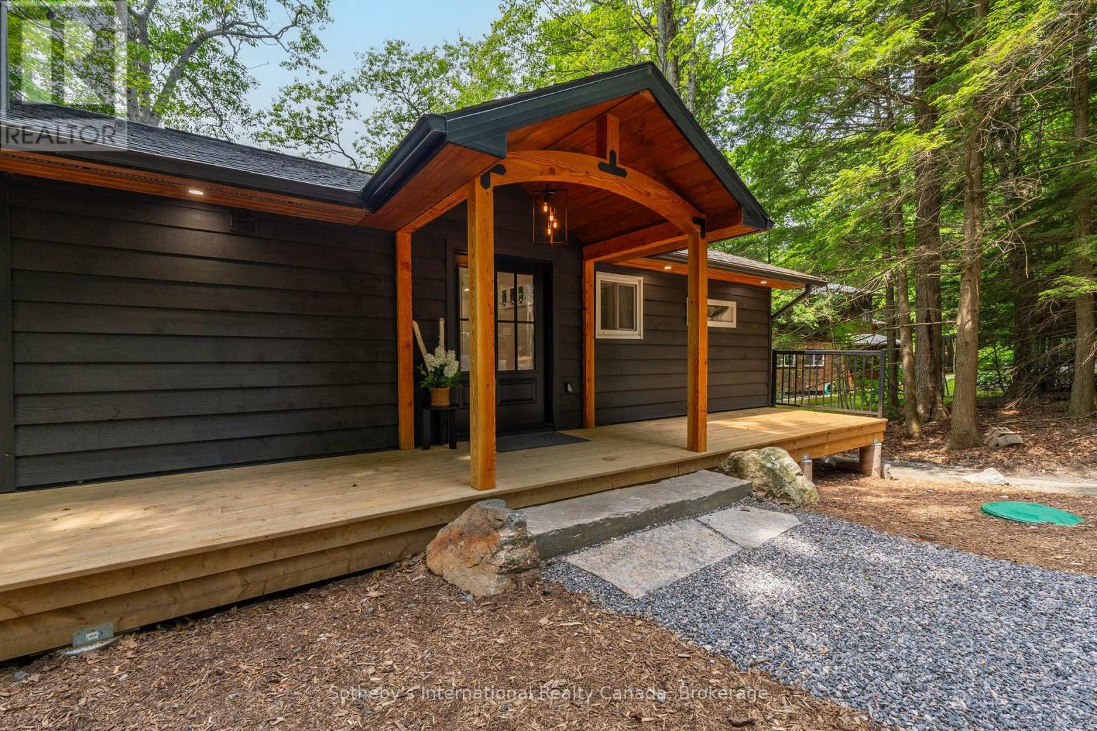 1023 STRACHAN POINT ROAD - Image 20