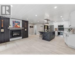 1023 Strachan Point Road, Muskoka Lakes), ON P0C1A0 Photo 24