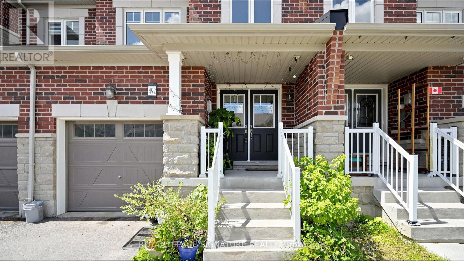 492 QUEEN MARY DRIVE - 4