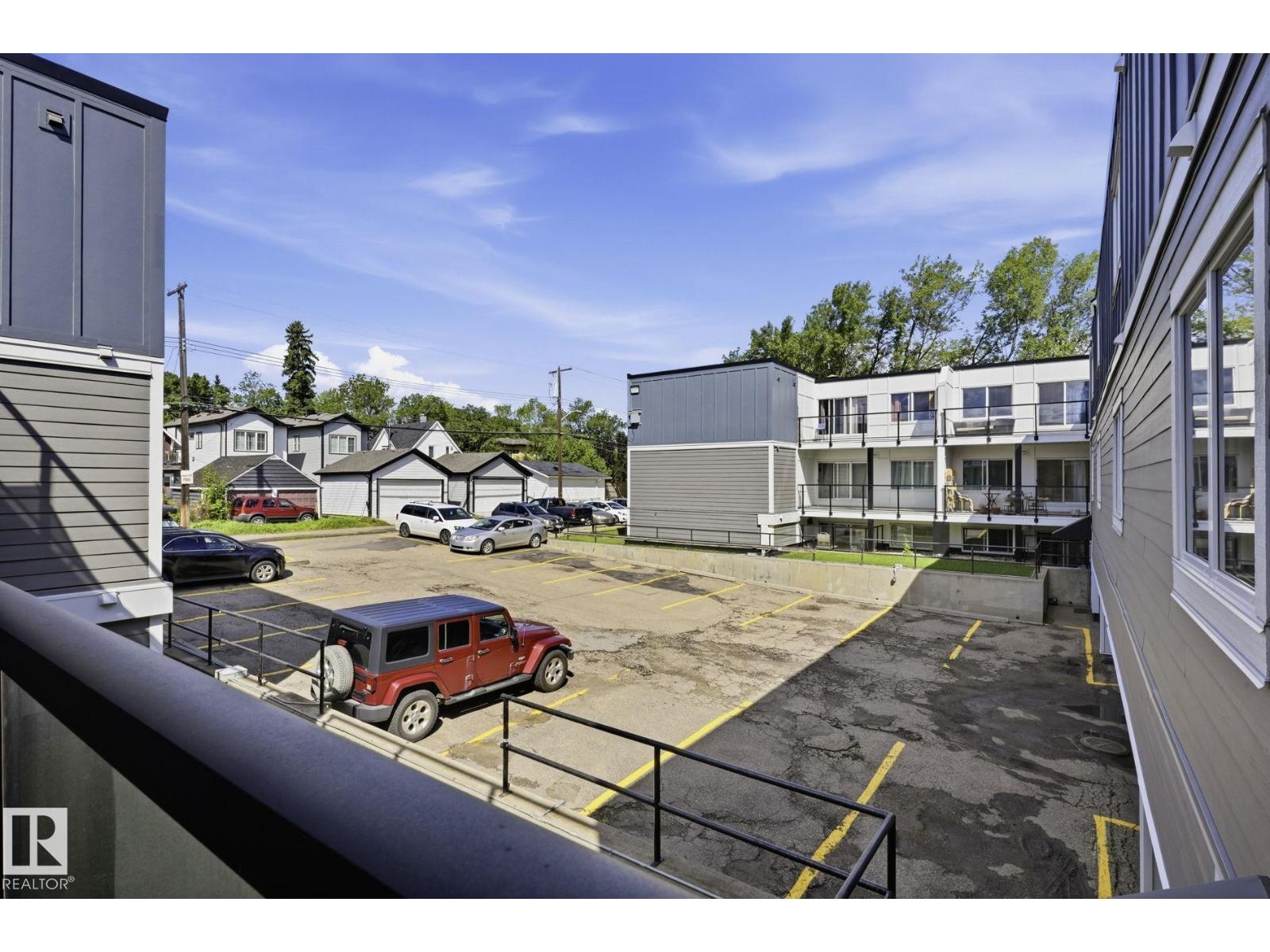 #15 11008 124 ST NW - Image 12