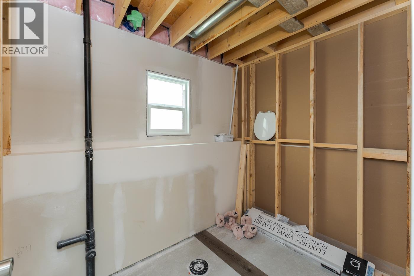 Photo 25 of 28 — 8976 TATLOW PLACE · Prince George, BC