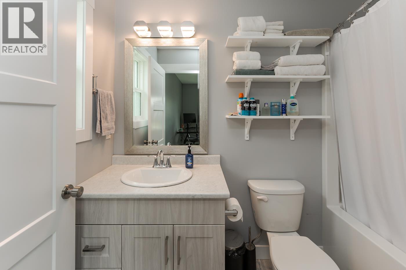 Photo 19 of 28 — 8976 TATLOW PLACE · Prince George, BC