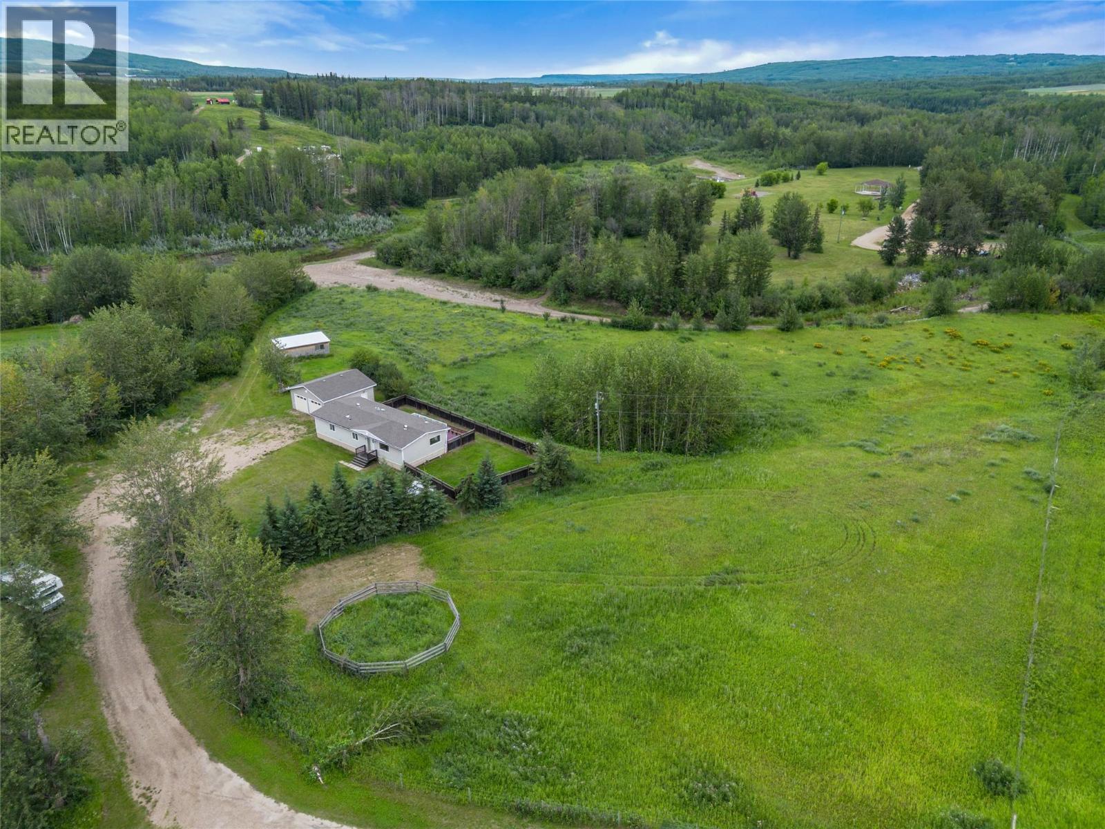 461 Hanna Road, Pouce Coupe — photo 3