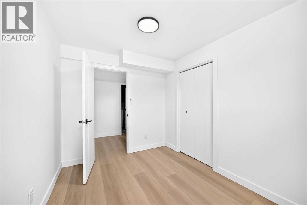 5134 43 Street - Image 23