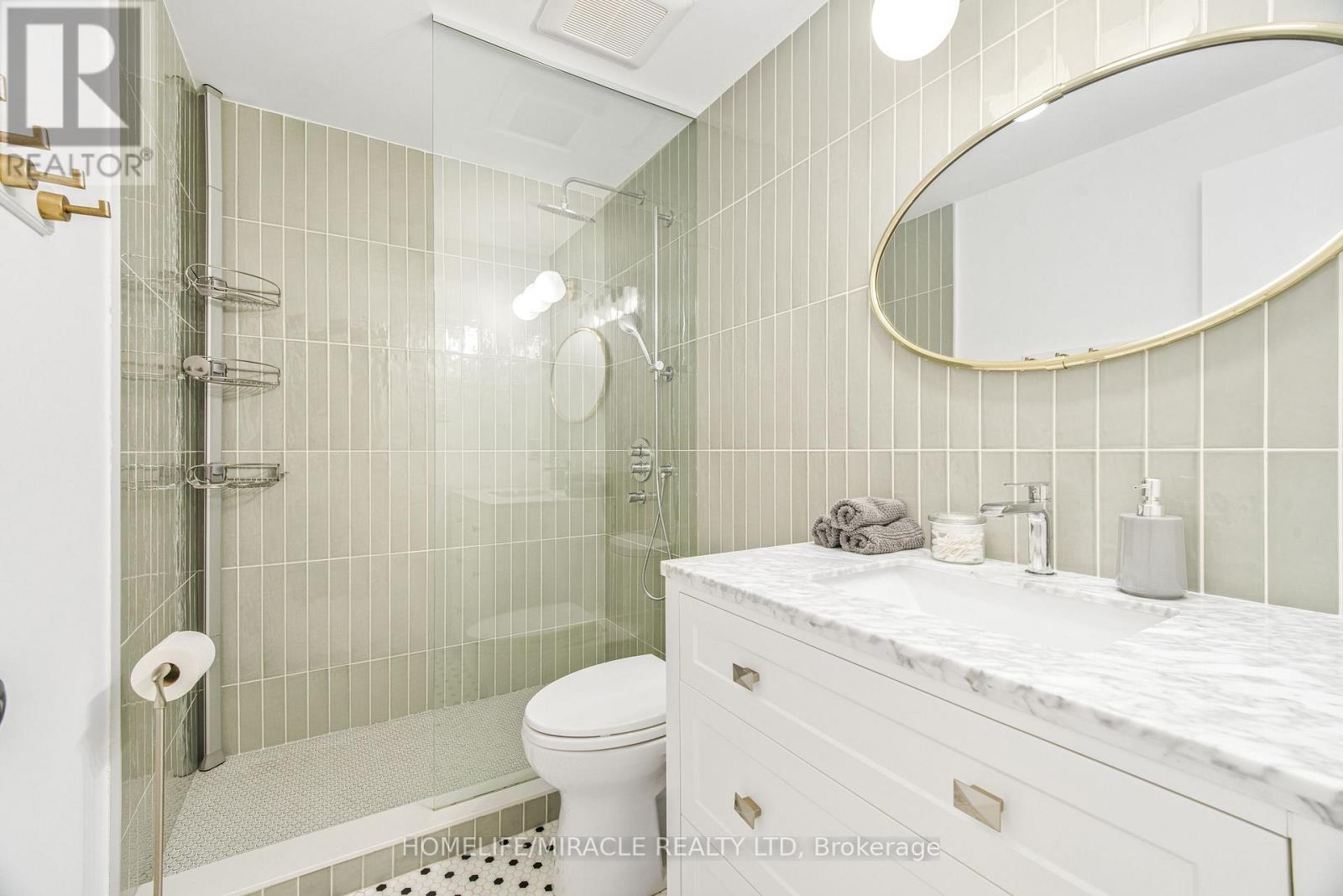 #51 210 ROYAL ORCHARD BOULEVARD - Image 28