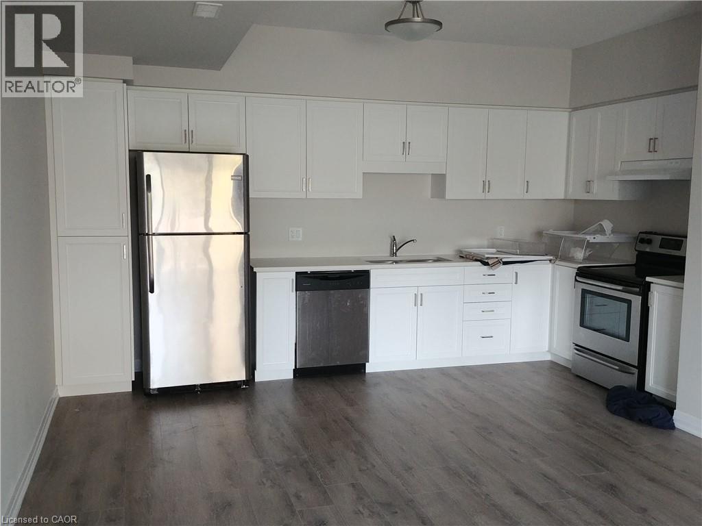 65 PROGRESS Crescent — photo 2