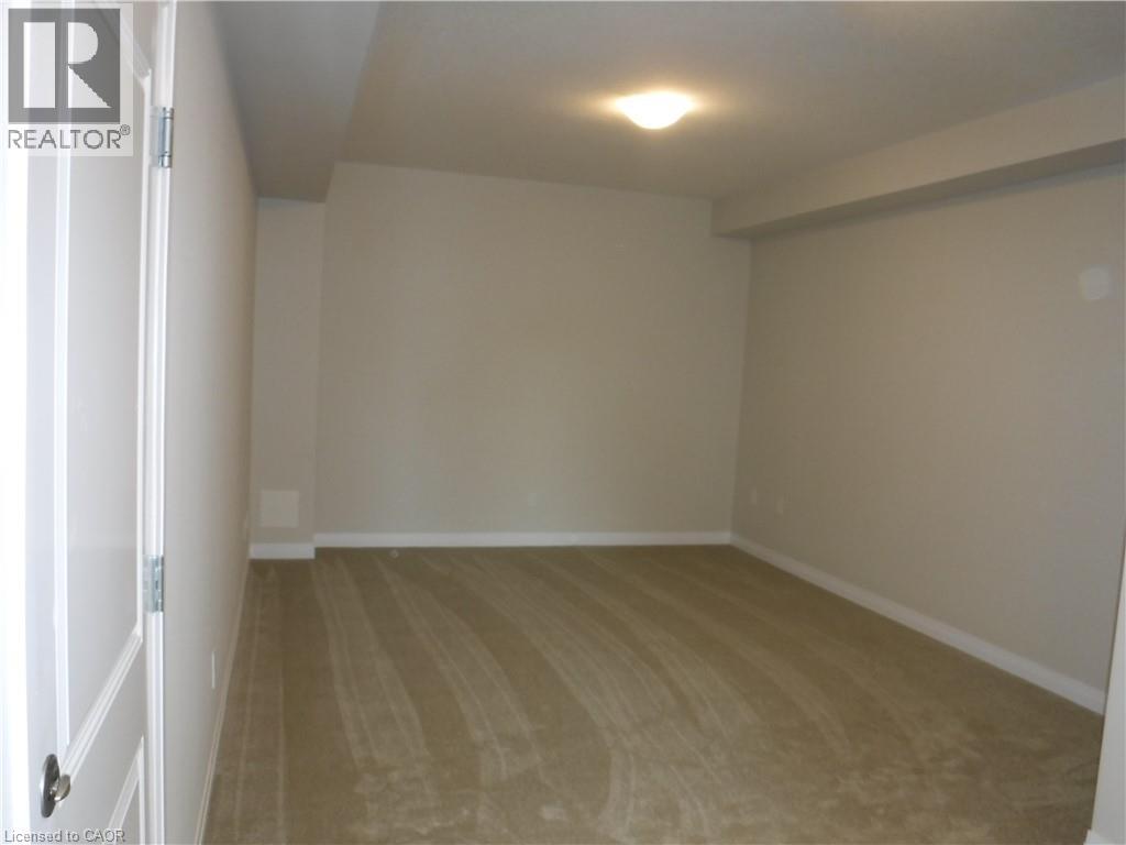 65 PROGRESS Crescent — photo 3