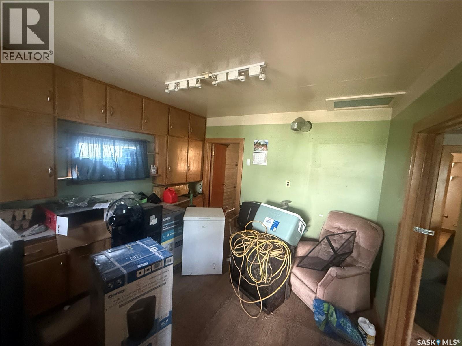 381 Main STREET - 25