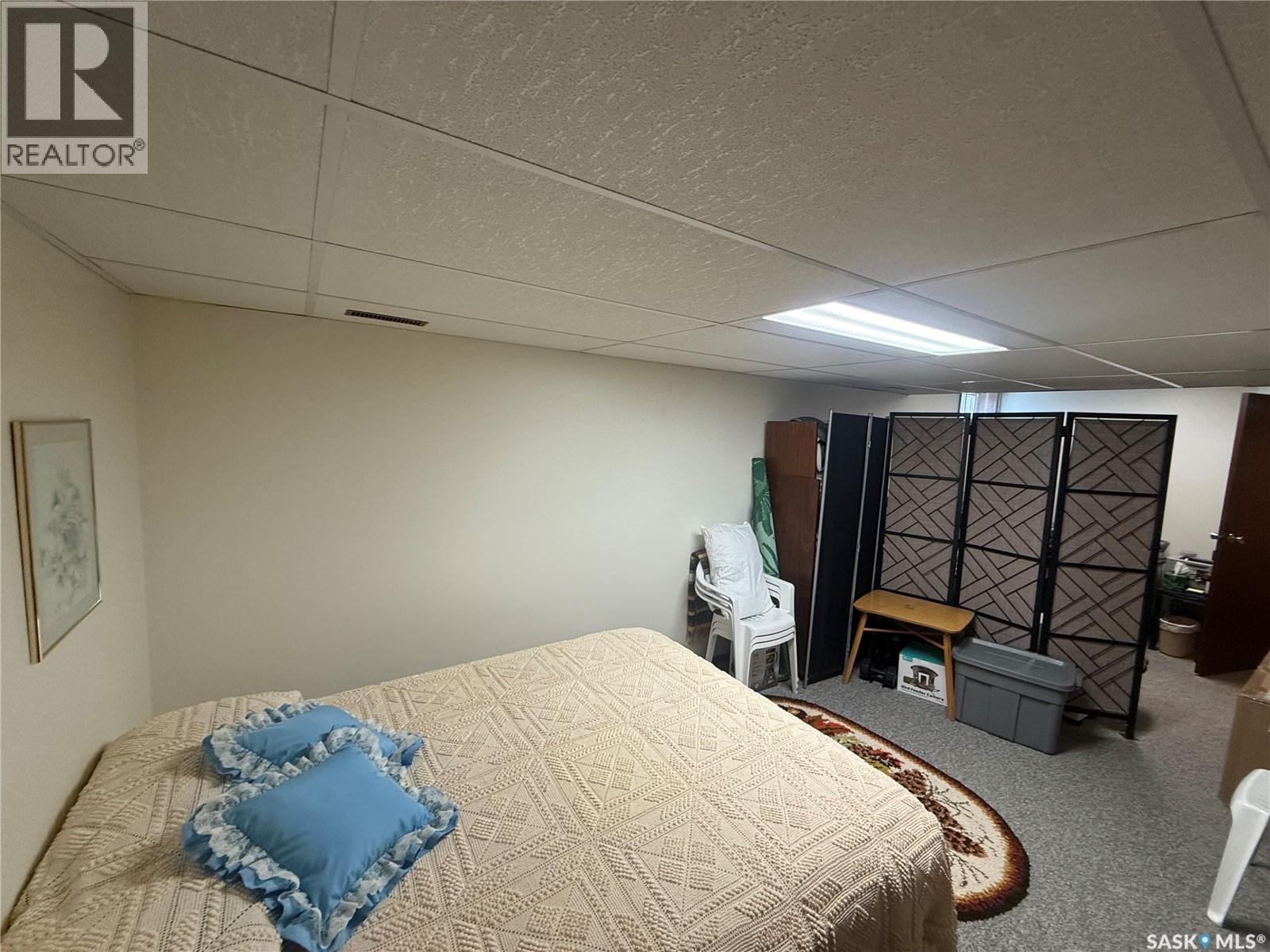 66 Kasper CRESCENT - 33