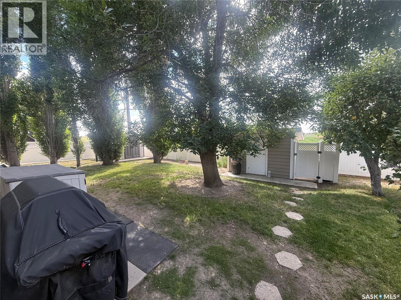 66 Kasper CRESCENT - 40