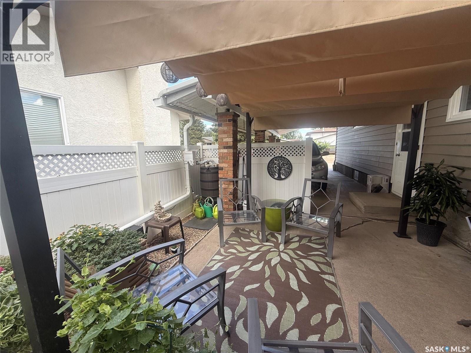 66 Kasper CRESCENT - 43